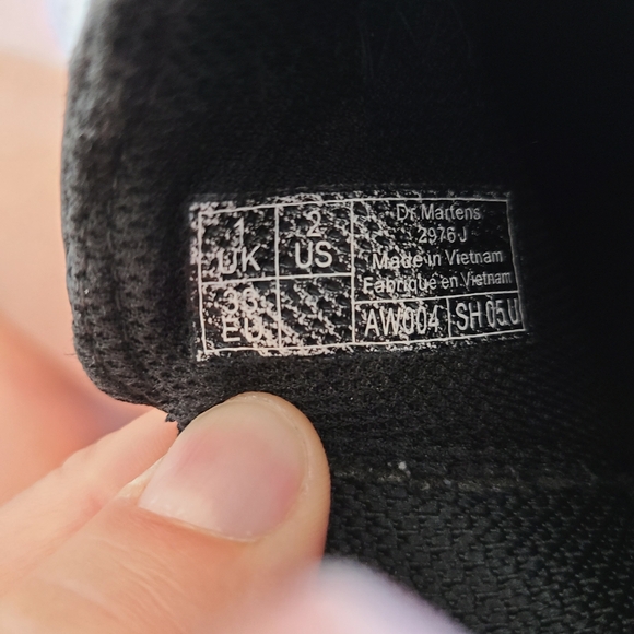 Dr. Martin Kids Boot - Picture 3 of 13